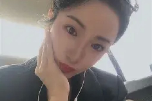 61岁港星自曝内地定居！200万买280㎡历经13年情伤至今未婚无子