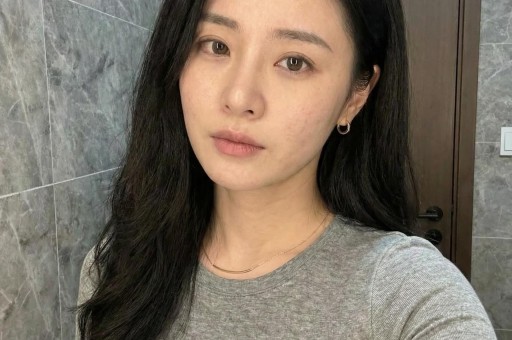 黄一鸣彻底凉凉！王思聪前女友豪门梦全剧终百万粉丝账号被封禁