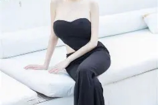 娱乐圈大爆料：关晓彤海边热吻、黄晓明独处美女3小时、黄子韬海外生子赵丽颖无缘白玉兰奖